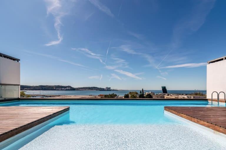 Guestready - Alges Apt With Stunning Rooftop Pool Daire Dış mekan fotoğraf